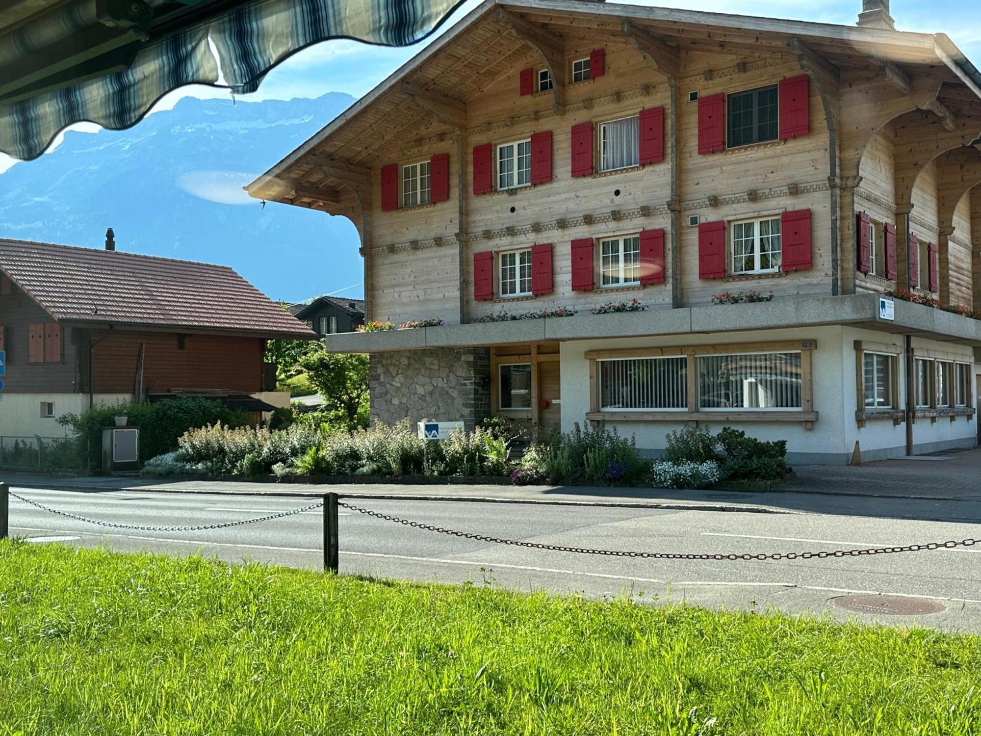 Swiss Chalet Holidays Ringgenberg Exterior foto